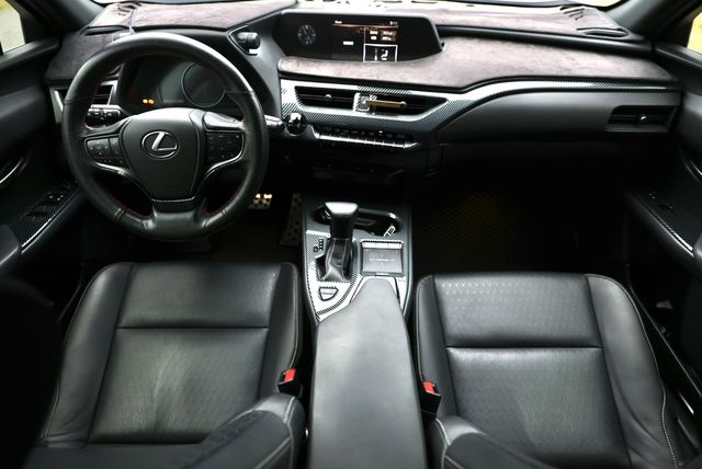 LEXUS凌志 UX250H  第5張相片
