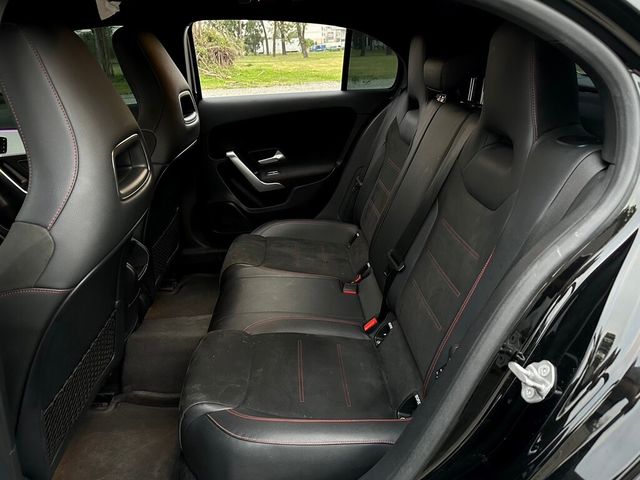 M-BENZ賓士 A180  第17張相片