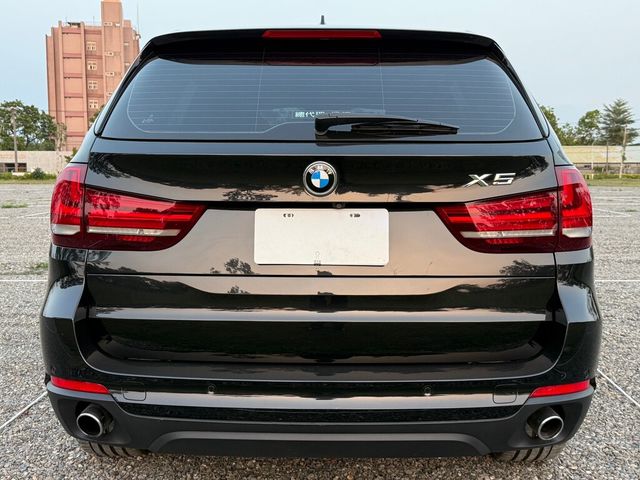BMW寶馬 X5 XDRIVE35I  第7張相片