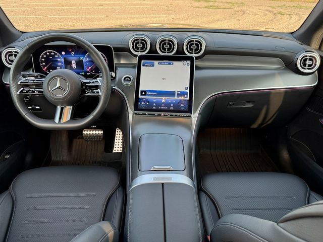 M-BENZ賓士 GLC300 AMG COUPE  第5張相片