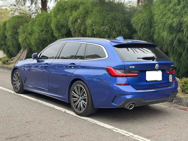 BMW寶馬 320I M SPORT  第3張相片