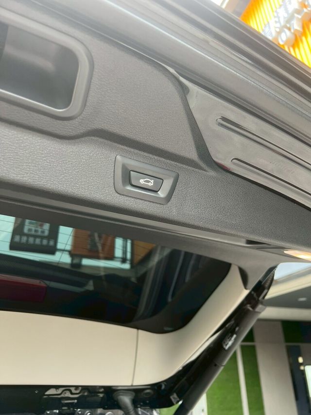 BMW寶馬 X5 XDRIVE30D  第6張相片