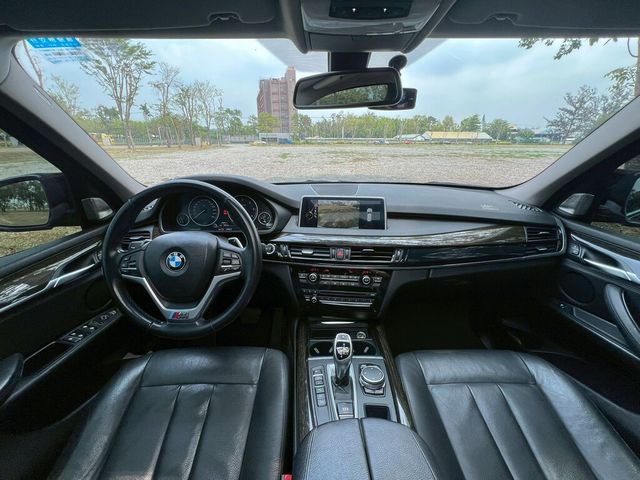 BMW寶馬 X5 XDRIVE30D  第8張相片
