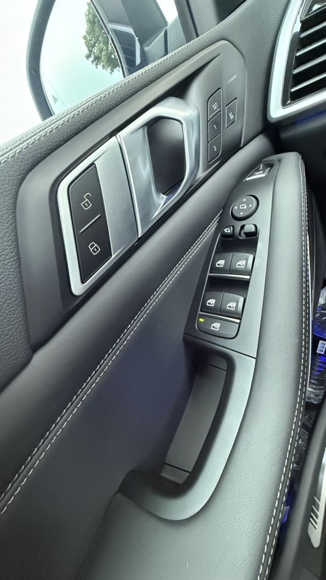 BMW寶馬 X5 XDRIVE25D  第15張相片