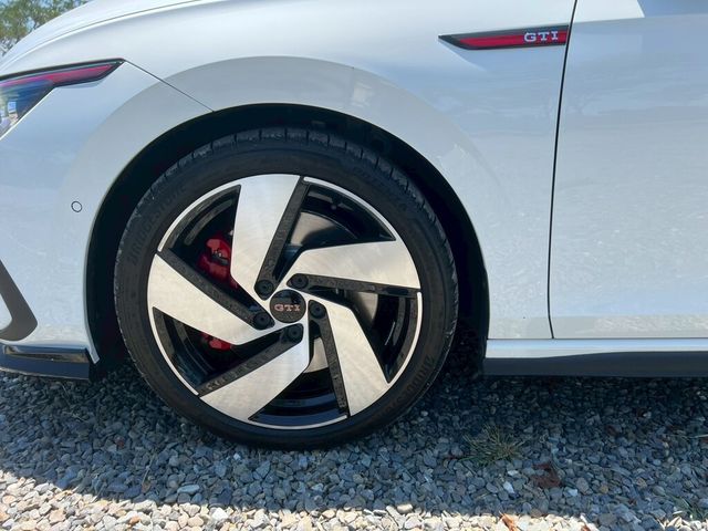 VOLKSWAGEN福斯 GOLF GTI  第7張相片