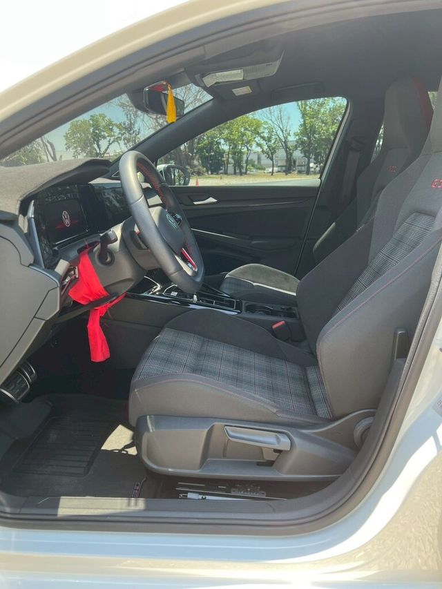 VOLKSWAGEN福斯 GOLF GTI  第15張相片