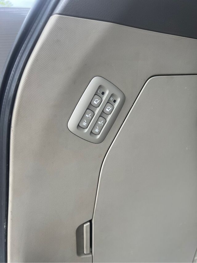 TOYOTA豐田 PREVIA  第16張相片
