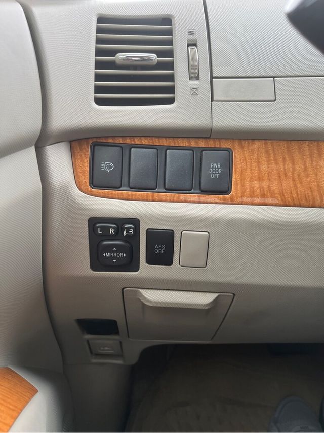 TOYOTA豐田 PREVIA  第20張相片