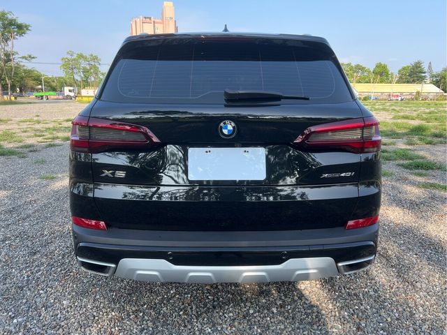 BMW寶馬 X5 XRDIVE40I  第7張相片