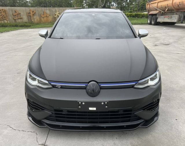 VOLKSWAGEN福斯 GOLF R  第3張相片