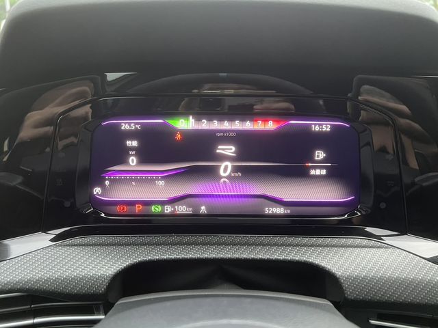 VOLKSWAGEN福斯 GOLF R  第6張相片