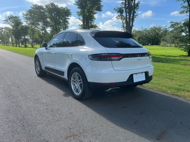 PORSCHE保時捷 MACAN  第3張相片