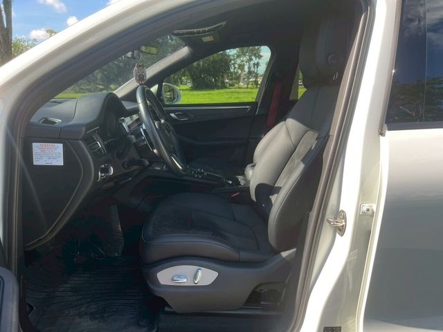 PORSCHE保時捷 MACAN  第5張相片