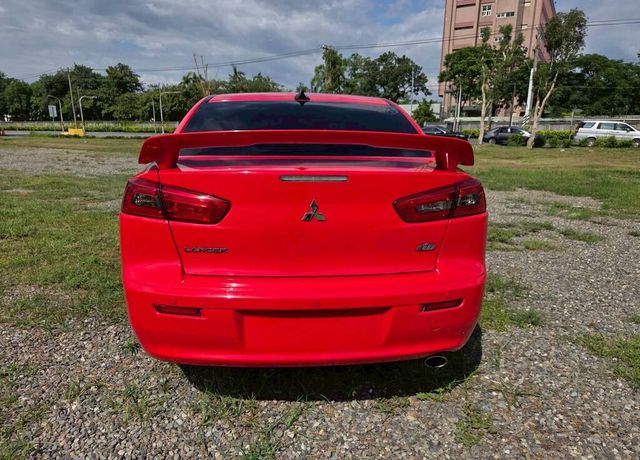 MITSUBISHI三菱 LANCER IO  第5張相片