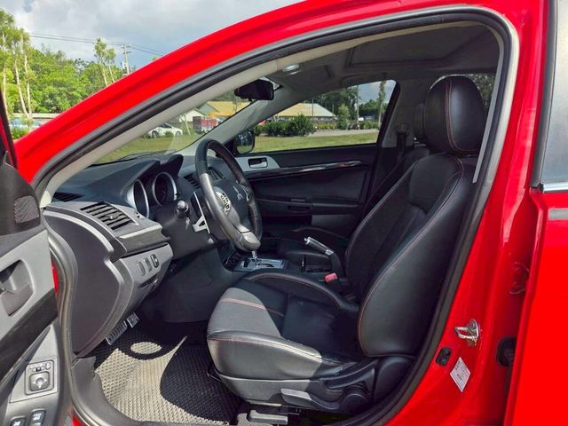 MITSUBISHI三菱 LANCER IO  第9張相片