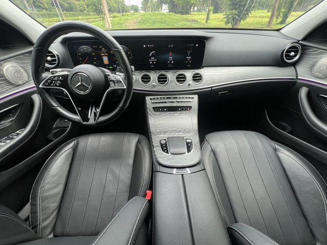 M-BENZ賓士 E300  第15張相片