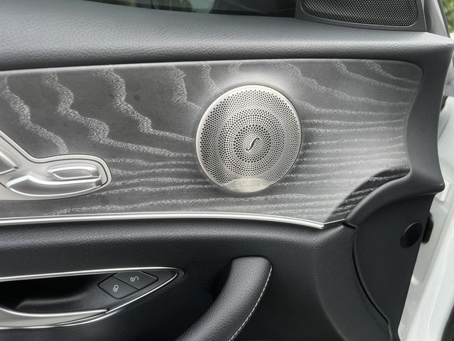 M-BENZ賓士 E300  第18張相片