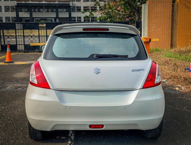 SUZUKI鈴木 SWIFT  第4張相片