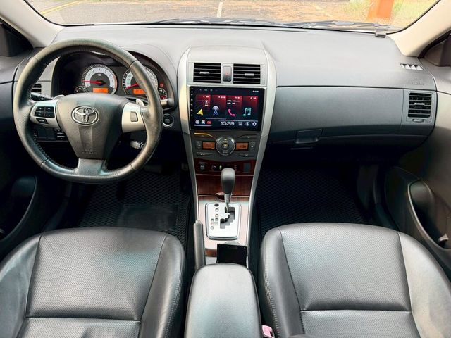 TOYOTA豐田 ALTIS  第6張相片