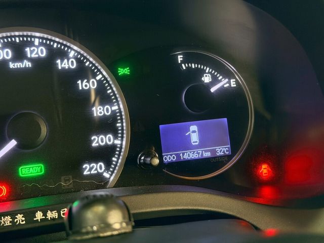 LEXUS凌志 CT200H  第11張相片