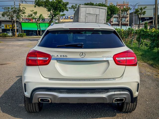 M-BENZ賓士 GLA250  第4張相片