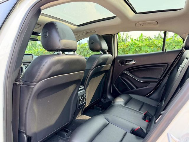 M-BENZ賓士 GLA250  第6張相片