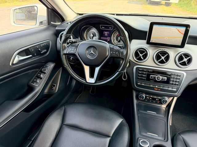 M-BENZ賓士 GLA250  第8張相片