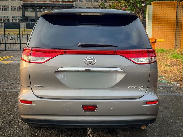 TOYOTA豐田 PREVIA  第4張相片