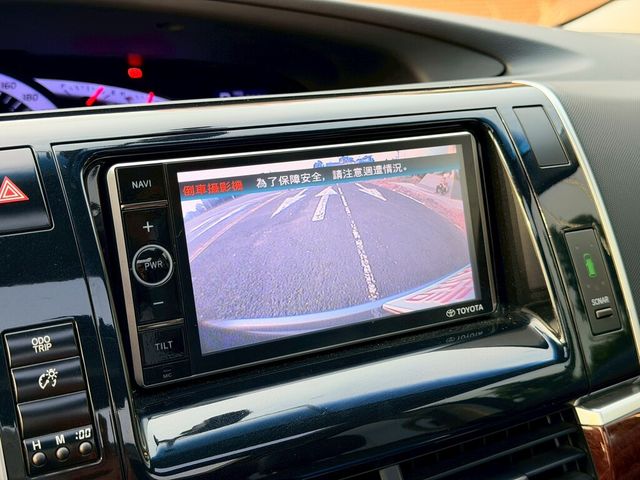 TOYOTA豐田 PREVIA  第10張相片