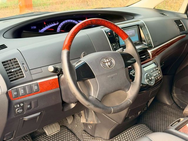 TOYOTA豐田 PREVIA  第15張相片