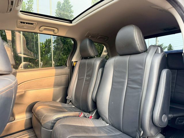 TOYOTA豐田 PREVIA  第17張相片