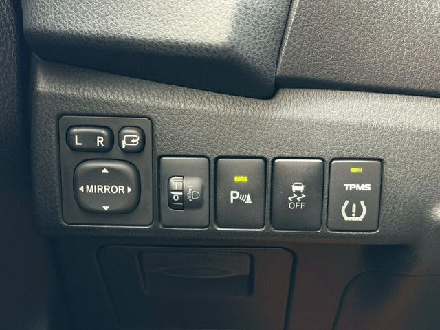 TOYOTA豐田 ALTIS  第10張相片