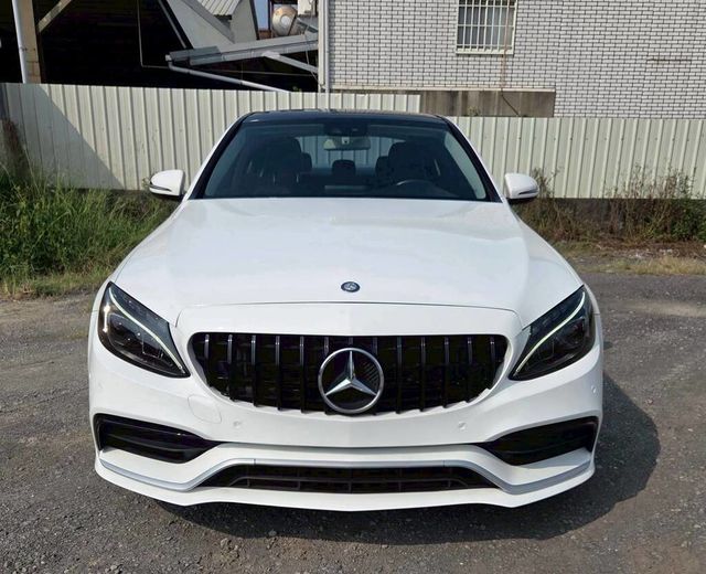 M-BENZ賓士 C300  第3張相片