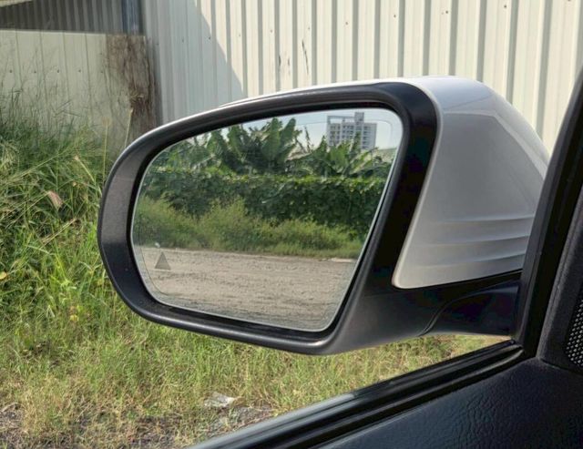 M-BENZ賓士 C300  第9張相片