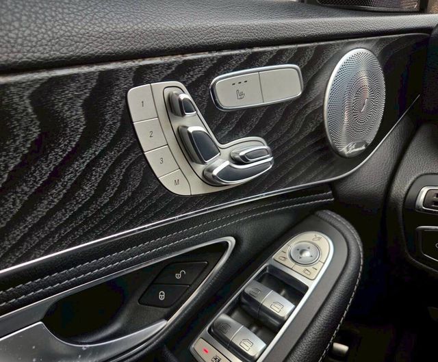 M-BENZ賓士 C300  第16張相片