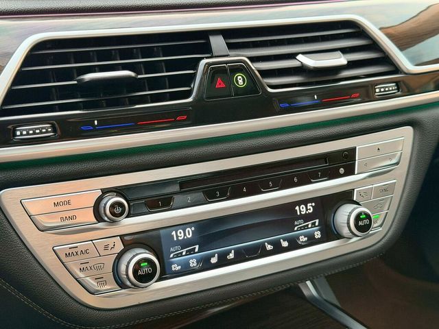 BMW寶馬 730I  第14張相片