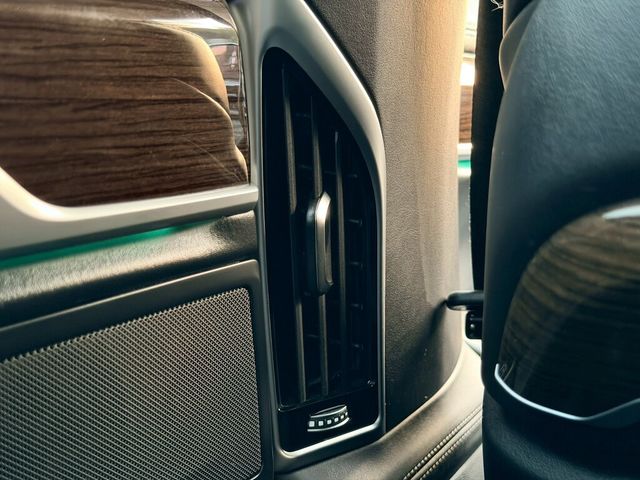 BMW寶馬 730I  第15張相片