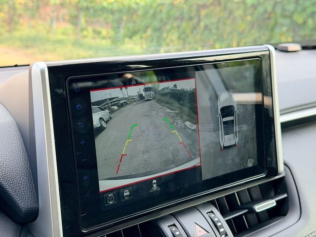 TOYOTA豐田 RAV4  第12張相片