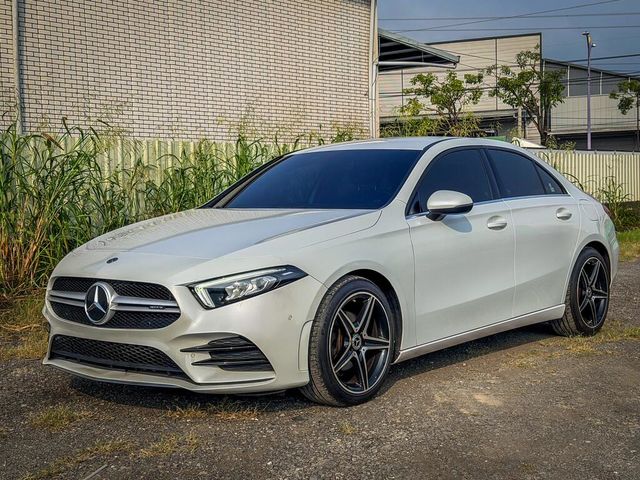 M-BENZ賓士 A180  第1張相片
