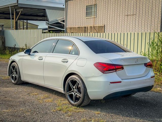 M-BENZ賓士 A180  第2張相片
