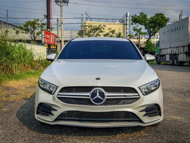 M-BENZ賓士 A180  第3張相片