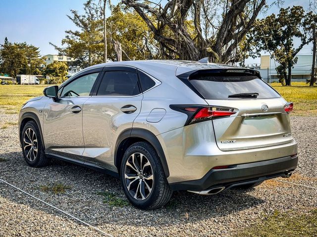 LEXUS凌志 NX200T  第2張相片