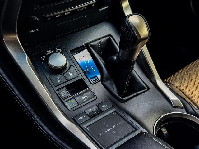 LEXUS凌志 NX200T  第7張相片