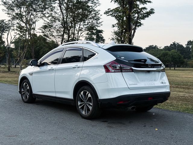 LUXGEN納智捷 U6 TURBO  第2張相片