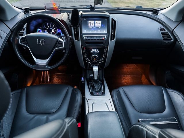 LUXGEN納智捷 U6 TURBO  第3張相片