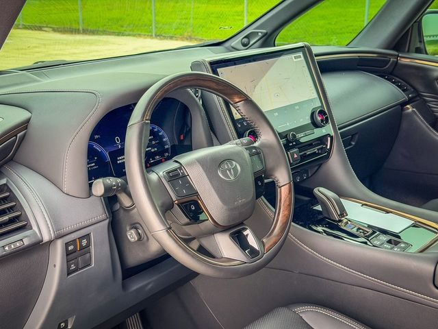 TOYOTA豐田 ALPHARD  第7張相片