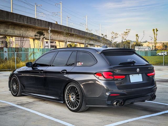 BMW寶馬 540I  第2張相片
