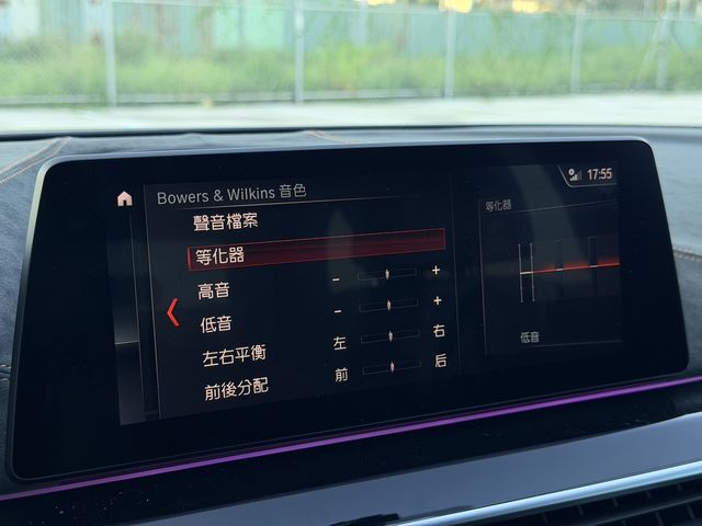 BMW寶馬 540I  第11張相片