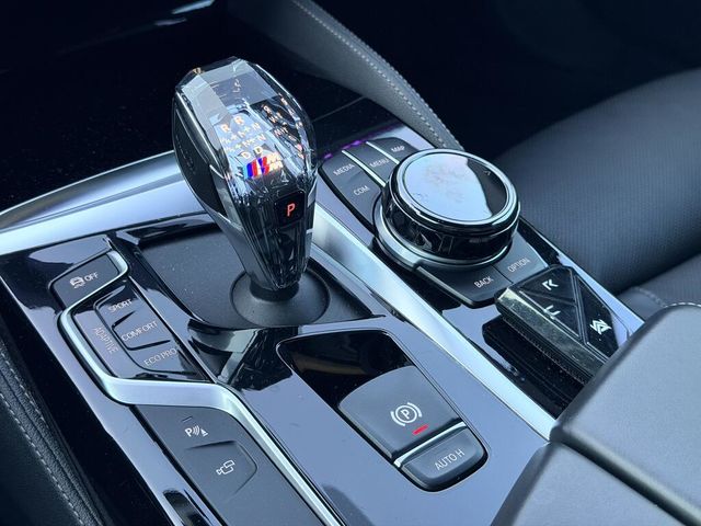 BMW寶馬 540I  第12張相片