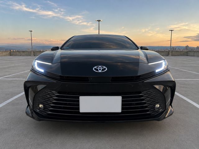 TOYOTA豐田 CAMRY HYBRID  第4張相片